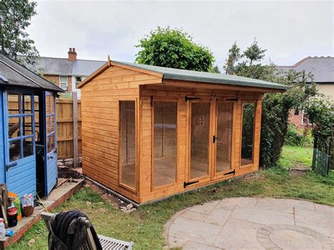 summer houses clearance sale 12x8